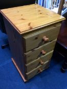 Pine chest of drawers