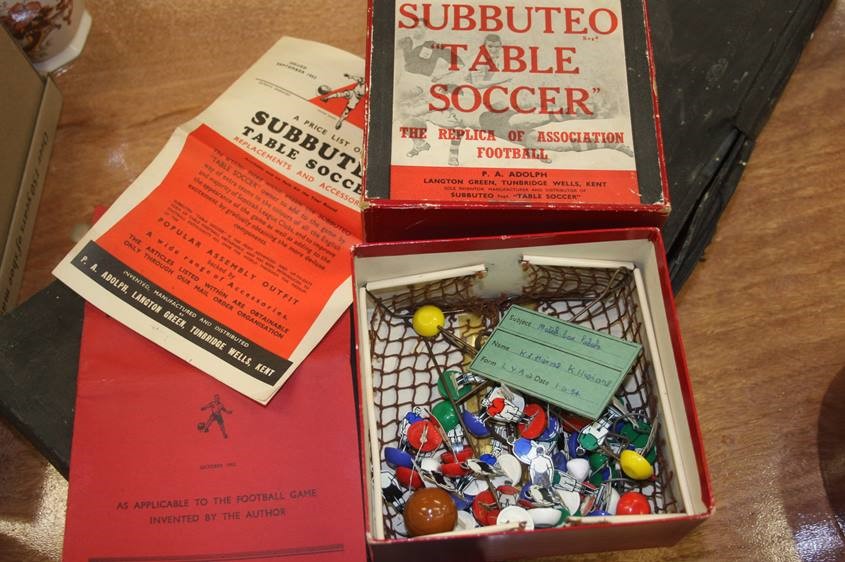 Box of assorted Subbuteo - Image 2 of 3