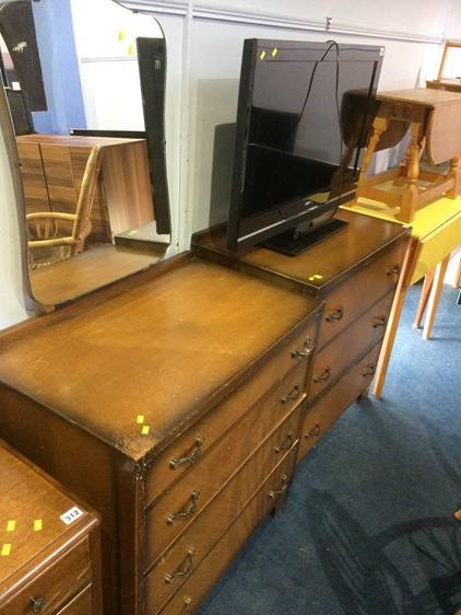 Oak chest of drawers and dressing chest