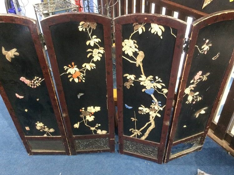A pair of Japanese panels and a screen - Image 4 of 14