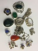 Assorted '925' silver jewellery etc