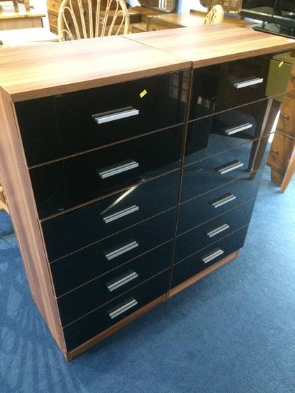 Pair of modern chests of drawers