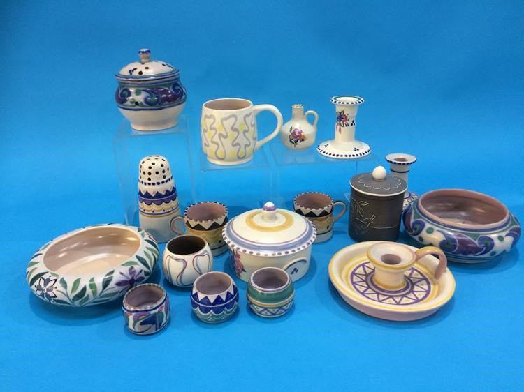 Quantity of Poole pottery