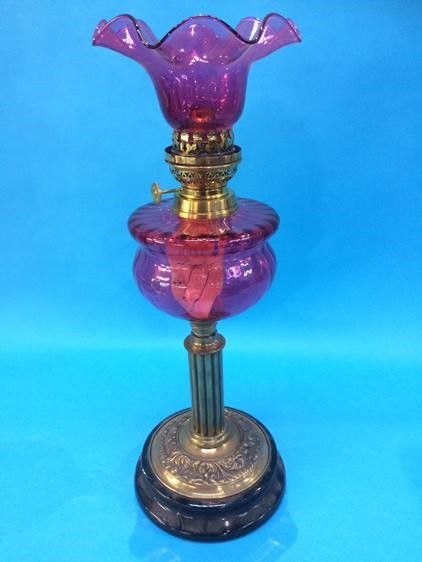 A Victorian oil lamp with cranberry reservoir and - Image 5 of 5