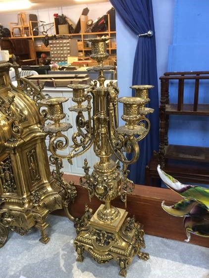 A modern ornate gilt metal clock garniture - Image 5 of 5