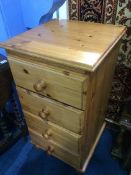 Pine chest of drawers