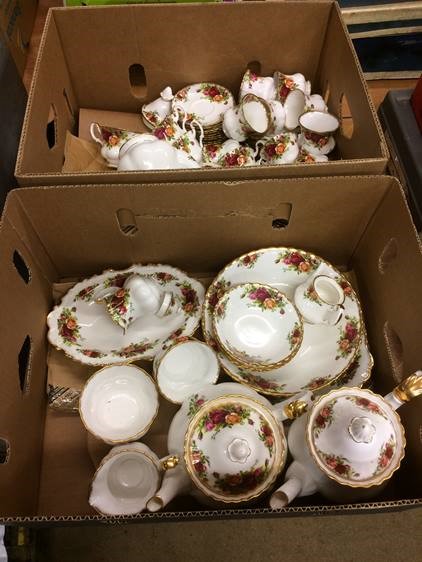 Quantity of Royal Albert 'Old Country Roses' - Image 2 of 2