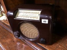 Brown Bakelite Bush radio