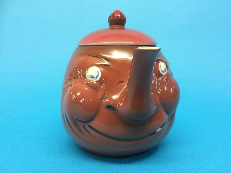 A Haker and Co. Ltd teapot - Image 2 of 2