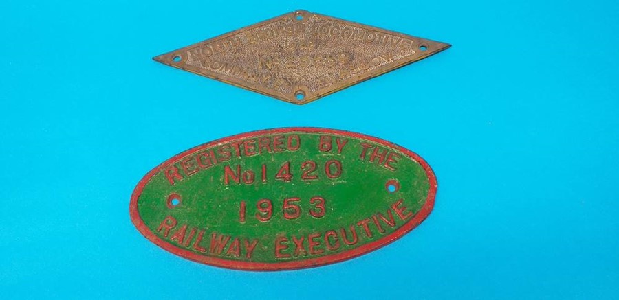 A 'North British Locomotive Company Ltd Glasgow' name plate, 1952 no. 26689 and another '