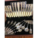 Canteen of cutlery