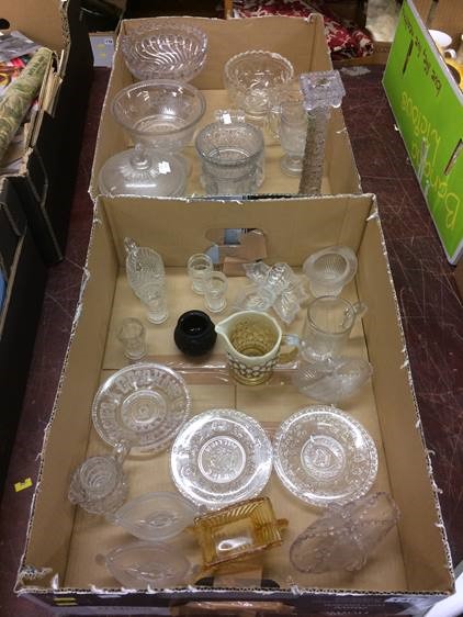 Two trays of assorted glassware