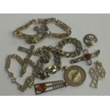 Assorted silver jewellery