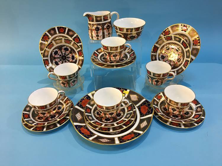 A Royal Crown Derby Imari, 1128 pattern 21 piece tea service - Image 2 of 3