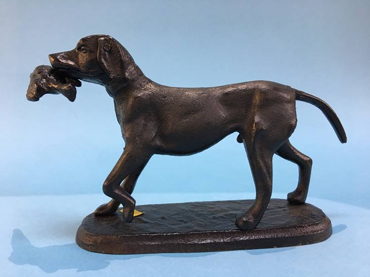 Cast figure of a Retriever with pheasant - Image 2 of 2