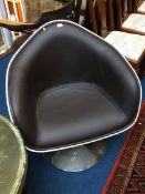 A 1970's style tub chair