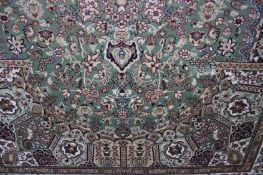 A modern Kashan rug, 230 cm x 160 cm