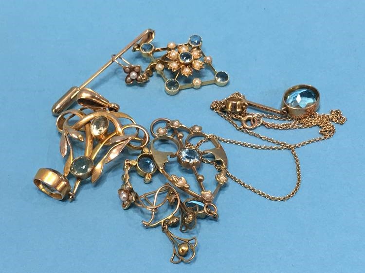Various yellow metal jewellery, mounted with seed pearls - Image 2 of 2