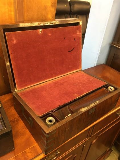 An ebonised work box and a rosewood writing slope - Image 3 of 3