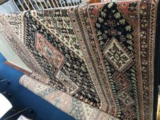 Large pattern carpet square