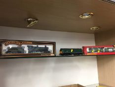 Palitoy 'Hinton Manor', Hornby Biz Loco etc.