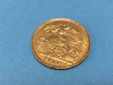 A half sovereign, dated 1909, weight 4g