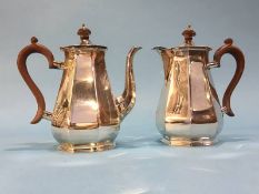 Silver coffee pot and water jug, Goldsmiths and Silversmiths, Sheffield 1972, 36.7 oz