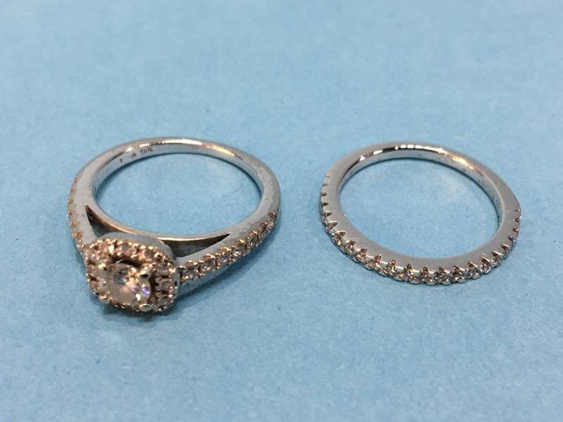 Two 18k white gold and diamond rings, stamped 18k, size 'H', 5.7g