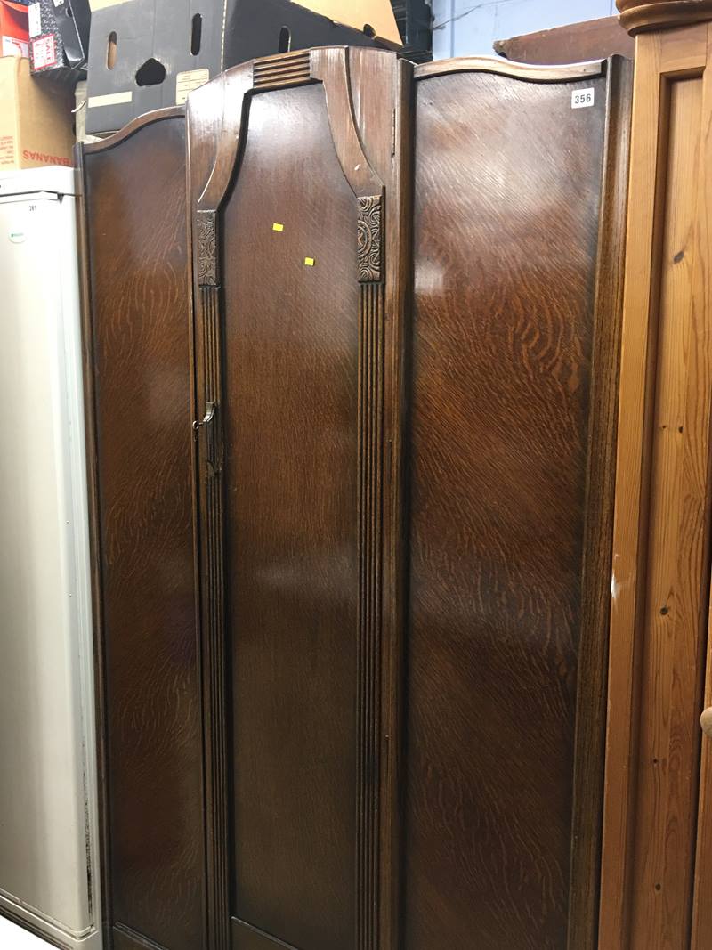 Oak single door wardrobe