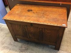 An oak blanket box