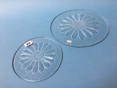 Two clear glass Dartington 'Daisy pattern' cheese plates