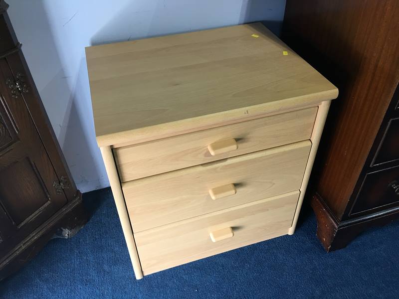 Pair of modern bedside drawers - Image 2 of 2