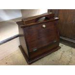 Shoe shine box