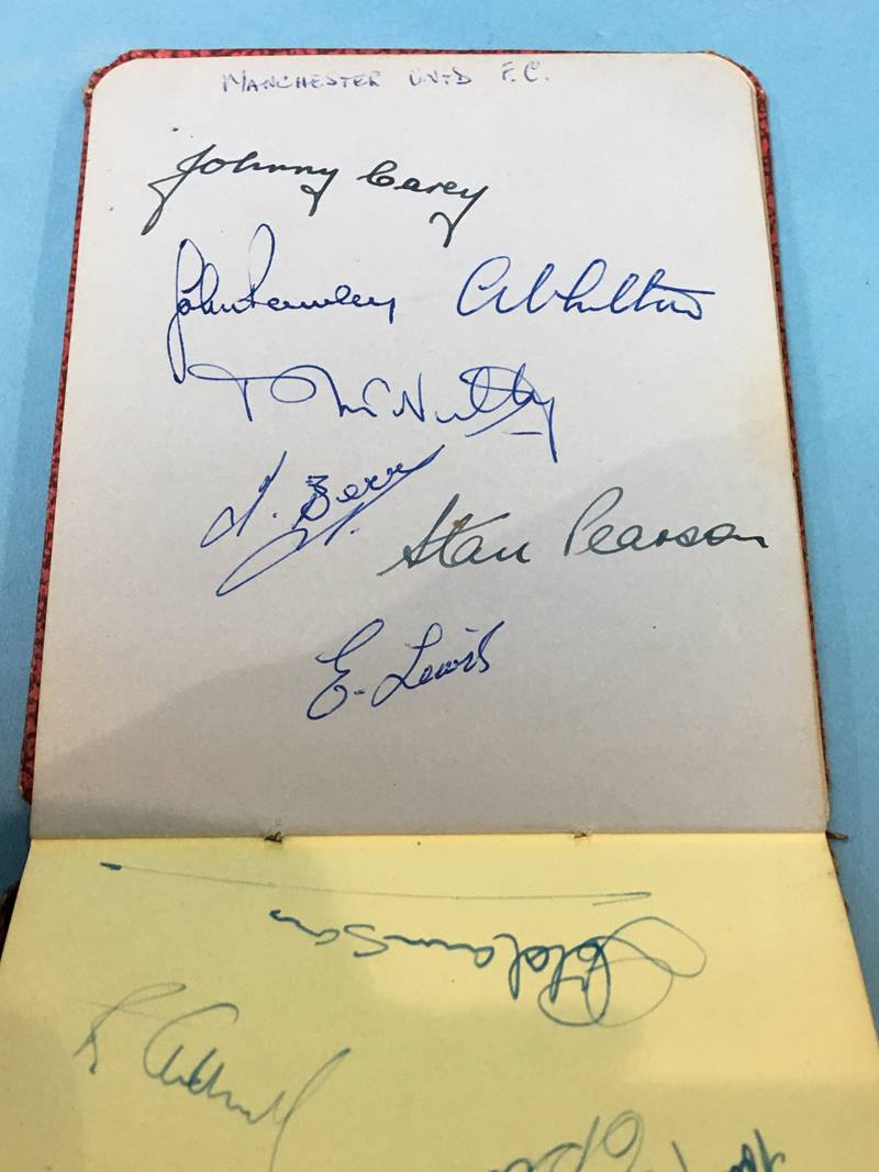 An autograph book to include Blackpool, Stan Mortenson, Manchester United, Arsenal, Liverpool, - Image 7 of 10