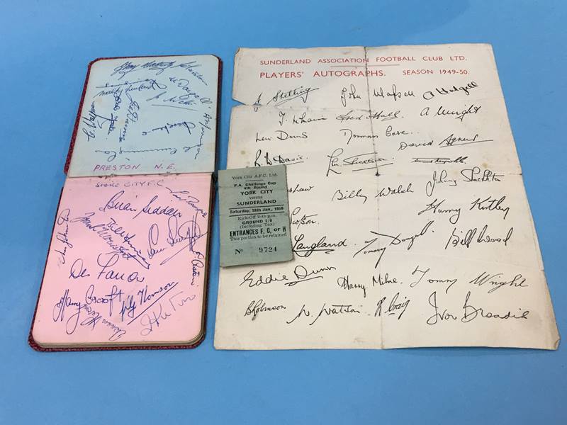 An autograph book to include Blackpool, Stan Mortenson, Manchester United, Arsenal, Liverpool, - Image 3 of 10