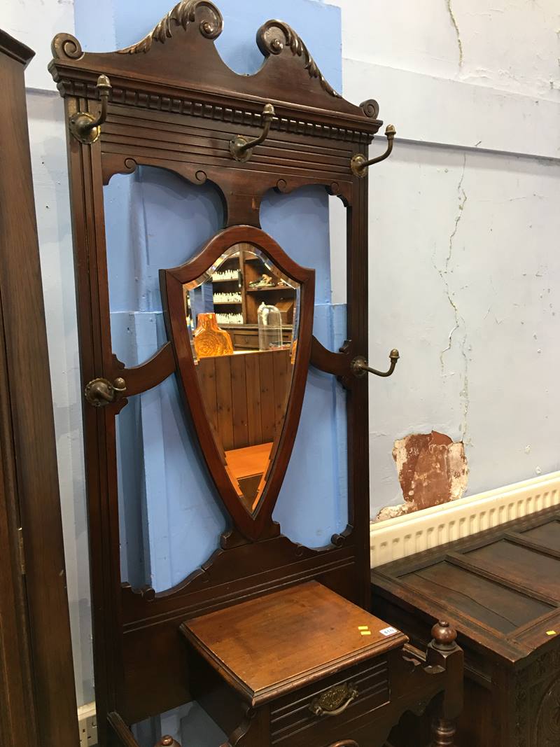 An Edwardian mahogany hallstand