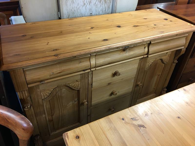 A pine Gothic style Farmhouse dining table, sideboard and eight chairs, comprising six single and - Image 3 of 3