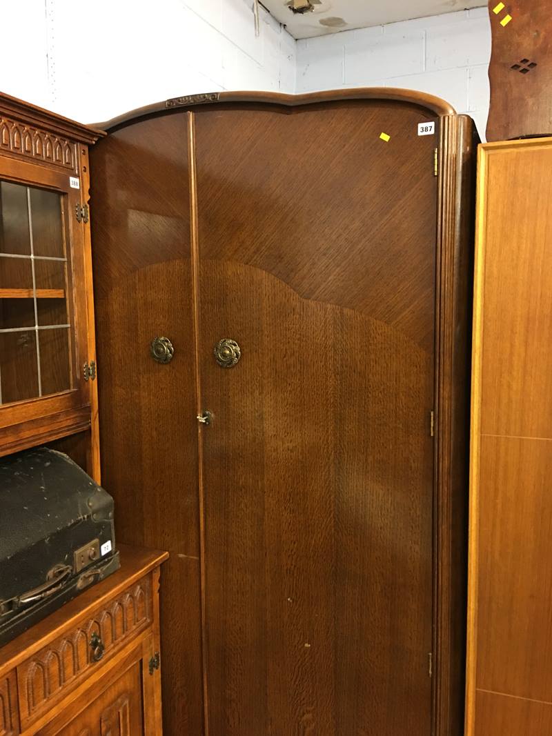 Oak double door wardrobe