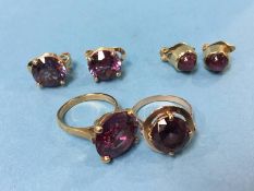 A 9ct gold dress ring and one other, together with two pairs of 9ct earrings