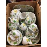 Box of Villeroy and Bosch tea wares