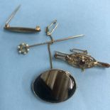 9ct gold brooches, seed pearl pin etc.