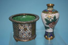 Two pieces of cloisonné, 6.5cm and 10cm