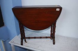 Small mahogany Sutherland table