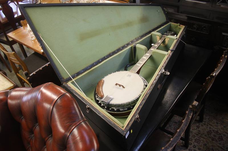 A Banjo and case (HONDO II) - Image 2 of 6