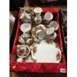Quantity of Royal Albert Old Country Roses, in one box