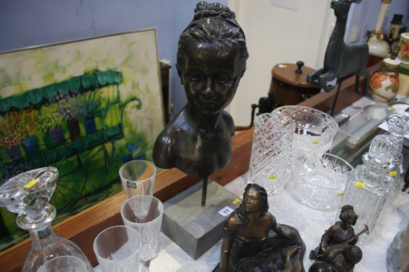 Bronze style bust - Image 2 of 2