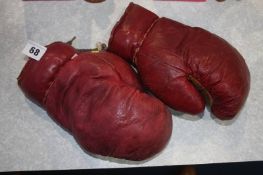 Pair of leather boxing gloves