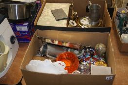 Two boxes of miscellaneous, glassware etc.