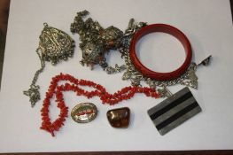 Bag of assorted jewellery, including silver brooch etc.