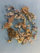 Collection of assorted costume jewellery